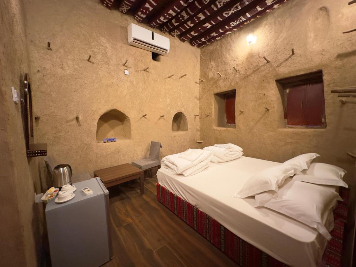 AL Hamra Heritage Inn Exteriör bild
