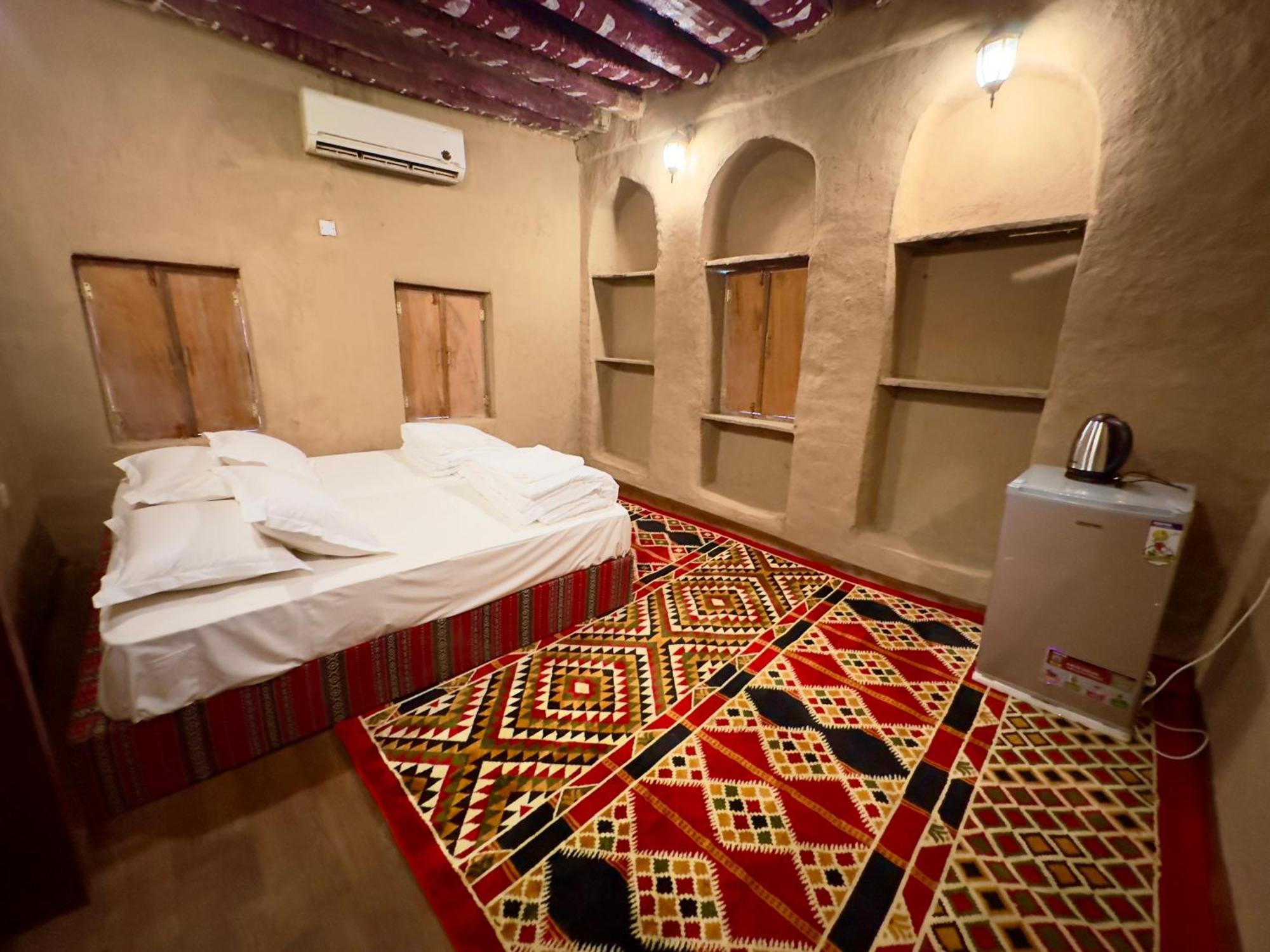 AL Hamra Heritage Inn Exteriör bild